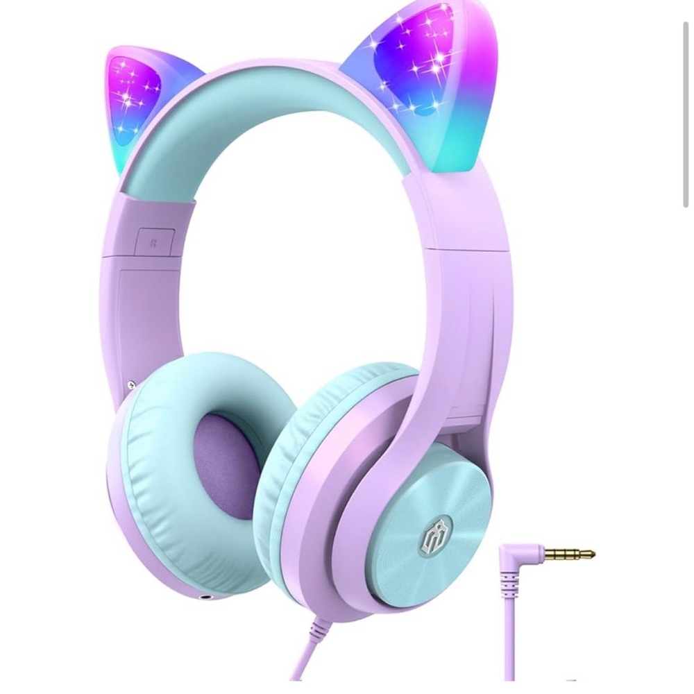 Cute kitty kids light up headphones.